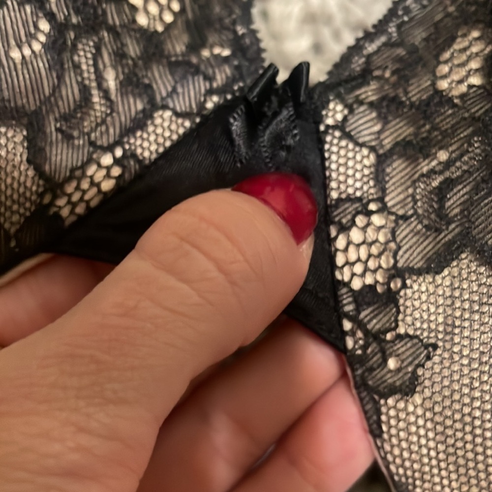 🎉B2GO-Maiden form lace push-up bra - Picture 2 of 5